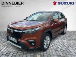 Braun (metallic) Neu 2025 Suzuki SX4 S-Cross Comfort SUV | 28.920 €