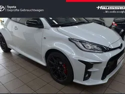 Platinumweiß perleffekt Neu 2024 Toyota Yaris Edition Kleinwagen | 41.840 € (Fairer Preis)