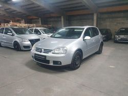 Silber Gebraucht 2007 VW Golf V Edition Limousine | 2.490 € (Guter Preis)
