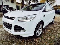 Weiß Gebraucht 2015 Ford Kuga Individual SUV | 10.500 € (Superpreis)