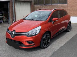 Rot Gebraucht 2018 Renault Clio GrandTour Kombi | 7.990 € (Fairer Preis)