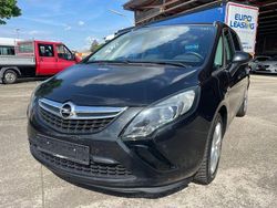 Schwarz Gebraucht 2014 Opel Zafira Tourer Edition Van / Kleinbus | 4.199 € (Fairer Preis)