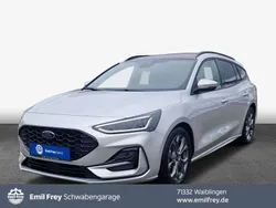 Silber Gebraucht 2023 Ford Focus ST-Line Kombi | 22.940 € (Superpreis)