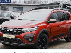 Braun Gebraucht 2025 Dacia Jogger Extreme Van / Kleinbus | 21.490 € (Fairer Preis)