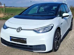 Weiß Gebraucht 2023 VW ID.3 Pro Performance Kleinwagen | 25.900 € (Fairer Preis)