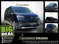 Schwarz Gebraucht 2024 Opel Combo Life Van / Kleinbus | 26.490 € (Teuer)