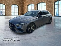 Grau Gebraucht 2024 Mercedes A180 Progressive Kleinwagen | 26.600 € (Guter Preis)