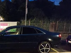 Blau Gebraucht 2005 Audi A8 Limousine | 4.000 €