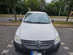 Weiß Gebraucht 2010 VW Fox Kleinwagen | 1.400 € (Guter Preis)