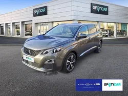 Grau Gebraucht 2020 Peugeot 5008 Allure Van / Kleinbus | 26.980 €