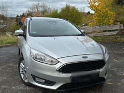 Silber Gebraucht 2016 Ford Focus Business Edition Kombi | 5.099 €
