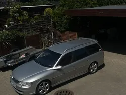 Silber Gebraucht 2001 Opel Vectra Kombi | 1.800 € (Fairer Preis)
