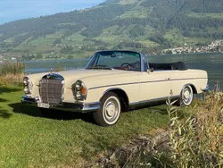 Weiß Gebraucht 1967 Mercedes 250 SE Cabrio | 98.000 €