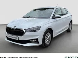 Weiß Gebraucht 2022 Skoda Fabia Style Limousine | 18.988 € (Fairer Preis)
