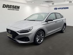 Silber Neu 2025 Hyundai i30 Advantage Limousine | 26.990 € (Fairer Preis)