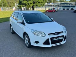 Weiß Gebraucht 2012 Ford Focus Trend Kombi | 4.000 € (Guter Preis)