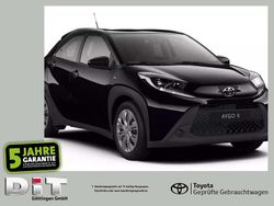 Mysticschwarz mica Neu 2025 Toyota Aygo Play Kleinwagen | 15.990 € (Guter Preis)