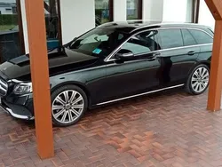 Schwarz Gebraucht 2017 Mercedes E350 Kombi | 23.950 € (Fairer Preis)