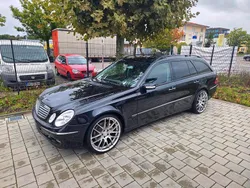 Schwarz Gebraucht 2005 Mercedes E350 Sport Kombi | 3.800 € (Superpreis)