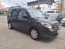 Schwarz Gebraucht 2018 Mercedes Citan 111 Edition Kombi | 13.290 € (Guter Preis)