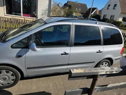 Silber Gebraucht 2004 VW Sharan Van / Kleinbus | 5.500 €