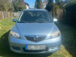 Blau Gebraucht 2005 Mazda 2 Kleinwagen | 990 € (Fairer Preis)