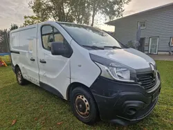 Weiß Gebraucht 2015 Renault Trafic Van | 4.950 € (Guter Preis)