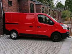 Rot Gebraucht 2018 Renault Trafic Basis Van | 11.200 € (Guter Preis)