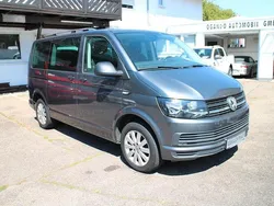 Indiumgrau Gebraucht 2016 VW T6 Trendline Van | 17.900 € (Teuer)