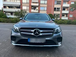Grau Gebraucht 2019 Mercedes GLC220 AMG line SUV | 29.999 € (Fairer Preis)