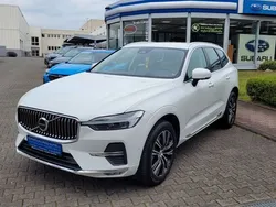 Ice white, solid / solid Gebraucht 2022 Volvo XC60 Inscription SUV | 41.990 € (Guter Preis)