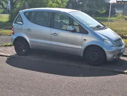Grau Gebraucht 2004 Mercedes A140 Kleinwagen | 650 €