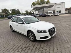 Weiß Gebraucht 2010 Audi A4 Attraction Kombi | 4.550 € (Superpreis)