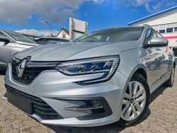 Grau Gebraucht 2021 Renault Megane E-Tech Limousine | 12.495 € (Guter Preis)