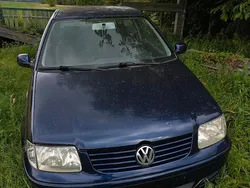 Blau Gebraucht 2000 VW Polo Coupé | 500 € (Guter Preis)