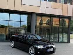 Schwarz Gebraucht 2012 BMW 320 Cabriolet M Sport Cabrio | 21.000 €