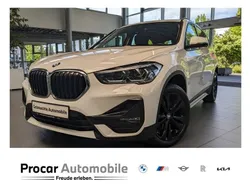 Weiss Gebraucht 2022 BMW X1 Sport Line SUV | 33.950 €