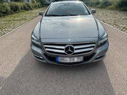 Grau Gebraucht 2014 Mercedes CLS350 Shooting Brake Kombi | 25.500 € (Teuer)