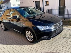 Phantomschwarz/universo black Gebraucht 2014 Seat Leon Reference Limousine | 7.900 € (Fairer Preis)