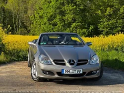 Grau Gebraucht 2005 Mercedes SLK350 Cabrio | 13.500 € (Fairer Preis)