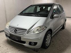 Silber Gebraucht 2006 Mercedes A170 Avantgarde Kleinwagen | 3.995 € (Teuer)