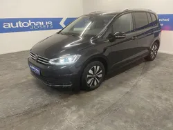 Schwarz Gebraucht 2023 VW Touran Van / Kleinbus | 36.000 € (Etwas zu teuer)
