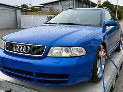 Blau Gebraucht 1998 Audi S4 Kombi | 13.900 €