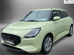 Gelb Neu 2025 Suzuki Swift Comfort Limousine | 21.490 €