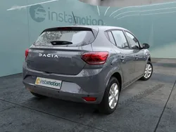 Grau Gebraucht 2023 Dacia Sandero Expression Kleinwagen | 15.833 € (Fairer Preis)
