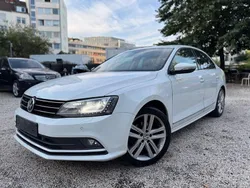 Weiß Gebraucht 2016 VW Jetta R Limousine | 9.950 € (Fairer Preis)