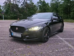 Schwarz Gebraucht 2018 Jaguar XE R-Sport Limousine | 13.500 € (Fairer Preis)