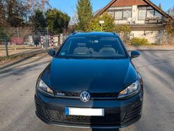Schwarz Gebraucht 2015 VW Golf VII GTD Kombi | 10.500 € (Fairer Preis)