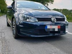 Blau Gebraucht 2014 VW Golf Limousine | 9.441 € (Fairer Preis)