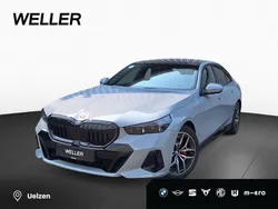 Brooklyn grau (grau) Gebraucht 2024 BMW 520 Comfort Edition Limousine | 55.900 € (Guter Preis)
